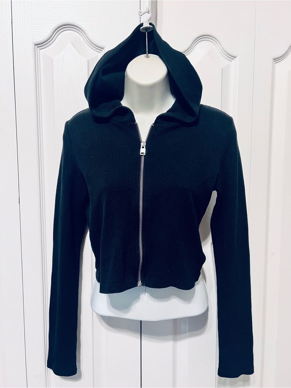 Hollister Black Cropped Zip Hoodie-Waffle/Thermal Stretch Soft Jacket-Small-Comf